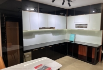 CÔNG TRÌNH TỦ BẾP MẪU TẠI SHOWROOM TỦ BẾP ĐÁ CÁNH KÍNH MEGALO HÀ NỘI