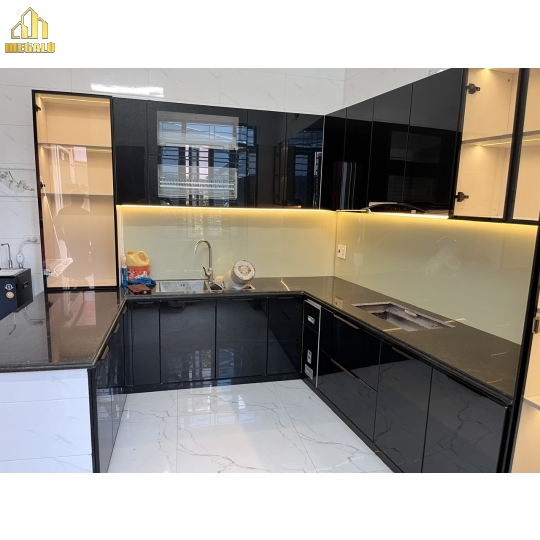 Tủ Bếp Đá Cánh kính Cao Cấp Bắc Giang